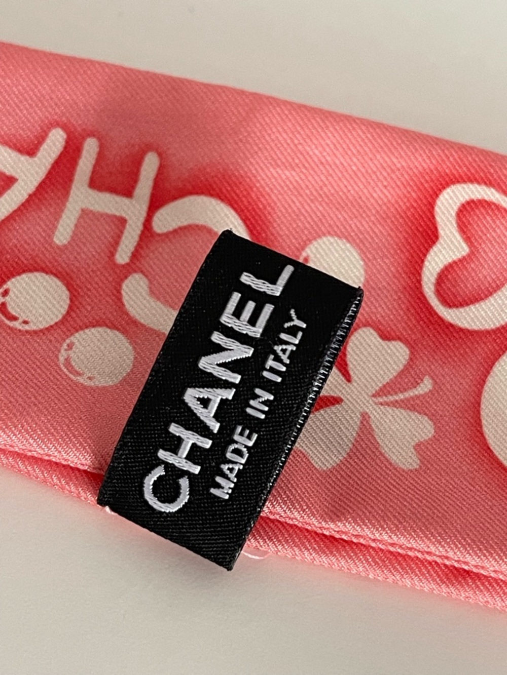 Chanel Slim Bandeau Twilly - Picture 3 of 4